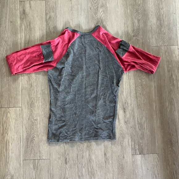 Cornell Raglan Tee in Red and Grey - Women's Size S - Picture 3 of 3